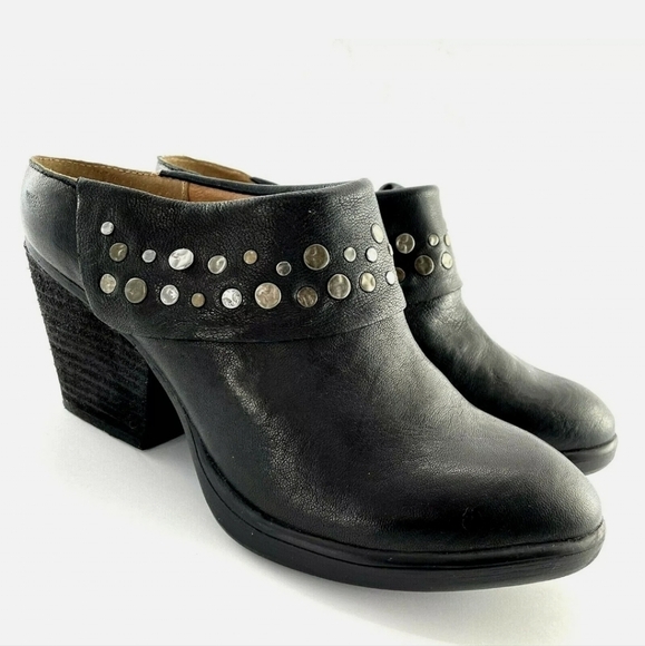 Sofft Gila Mule Leather Studded Size 7 - Picture 1 of 13